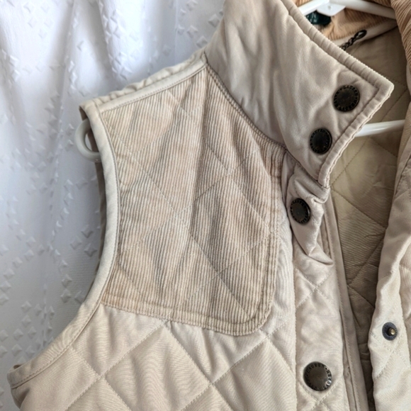 Vintage Lauren Ralph Lauren women's Tan Quilted Vest Corduroy Patch Snap Button - Picture 6 of 6